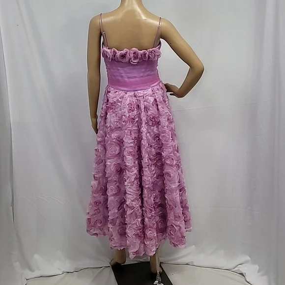 Tadashi Shoji Women's 3D Floral Appliqué Fit And Flare Cocktail Dress - Picture 13 of 17